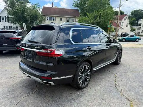 5UXCX4C59KLS36573 — 2019 BMW X7, ფოტო 3, Аукцион 21.10.2026, მცირე ჩაღრმავებები და ნაკაწრები