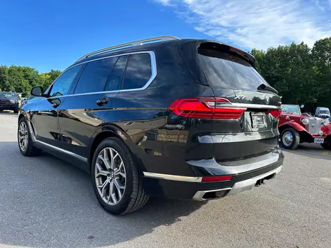 5UXCW2C54KL085729 — 2019 BMW X7, ფოტო 2, Аукцион 21.10.2026, მცირე ჩაღრმავებები და ნაკაწრები