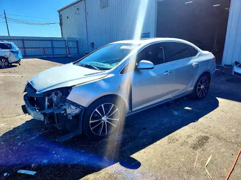 1G4PR5SK0H4103161 — 2017 Buick Verano, Передня частина (Front End), фото до ремонту
