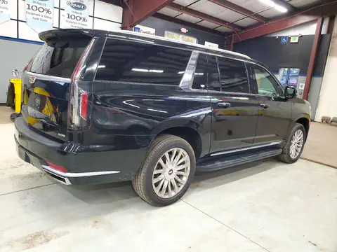 1GYS4LKL8MR166512 — 2021 Cadillac Escalade, photo 3 from Аукцион 22.10.2026, Minor dents and scratches