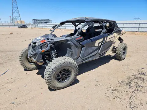 3JBVKAV2XPE000396 — 2023 Can-Am Maverick X3 MAX, zdjęcie 2 z Аукцион 23.10.2026, Drobne wgniecenia i rysy