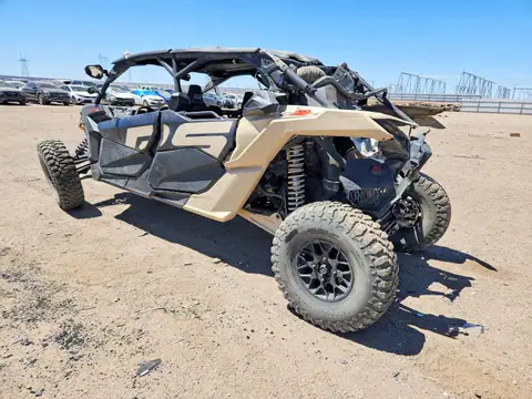 3JBVKAV2XPE000396 — 2023 Can-Am Maverick X3 MAX, zdjęcie 3 z Аукцион 23.10.2026, Drobne wgniecenia i rysy