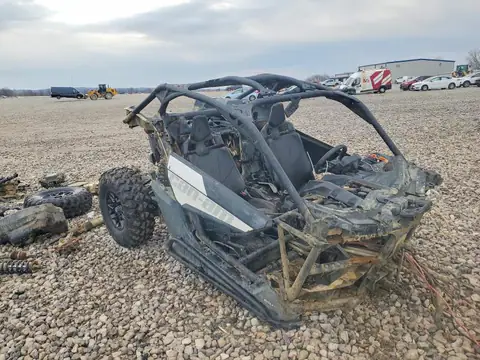 3JBVGAY41KK002434 Can-Am Maverick X3 2019 — повреждение Передняя часть, фото до ремонта