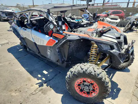 3JBVNAV21LK001679 Can-Am Maverick X3 2020 — დაზიანება უკანა ნაწილი, ფოტო შეკეთებამდე