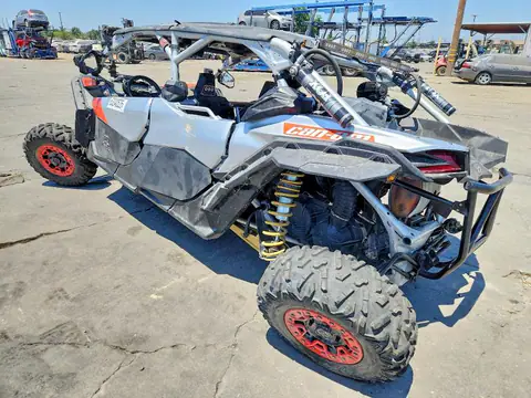 3JBVNAV21LK001679 — 2020 Can-Am Maverick X3, ფოტო 3, Аукцион 17.09.2026, უკანა ნაწილი