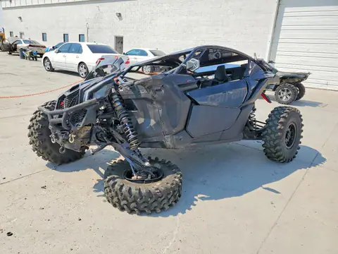 3JBVXAV46MK000511 — 2021 Can-Am Maverick X3, фото 2 с аукциона Аукцион 24.09.2026, Повреждения со всех сторон