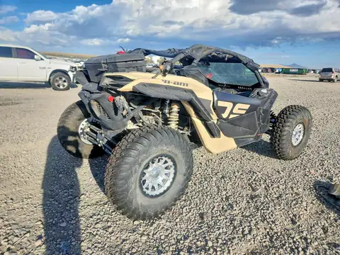 3JBVGAW41MK001029 — 2021 Can-Am Maverick X3, foto 4 de Аукцион 29.10.2026, Daños en todo el vehículo