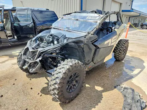 3JBVGAY45NE001502 — 2022 Can-Am Maverick X3, фото 2 с аукциона Аукцион 05.10.2026, Опрокидывание