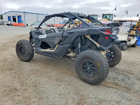 3JBVPAV21PE000014 — 2023 Can-Am Maverick X3, фото 3 з Аукцион 17.09.2026, Перекидання