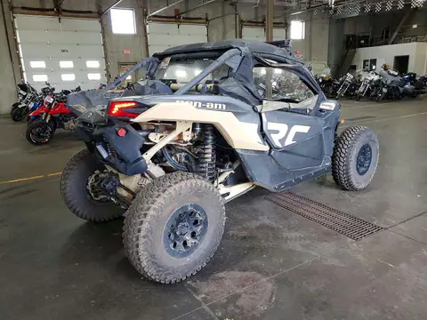 3JBVPAV40PE000734 — 2023 Can-Am Maverick X3, фото 4 с аукциона Аукцион 24.09.2026, Повреждения снизу