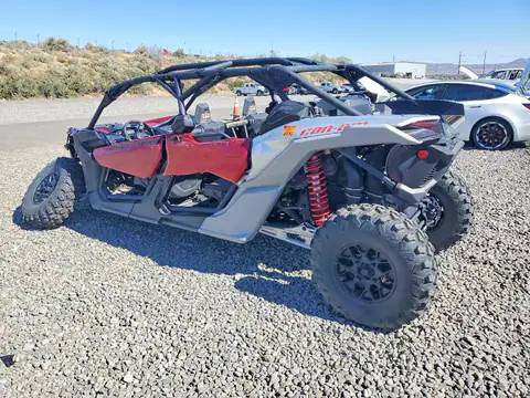 3JBVMAY24SE000103 — 2025 Can-Am Maverick X3, фото 3 с аукциона Аукцион 17.09.2026, Повреждения снизу