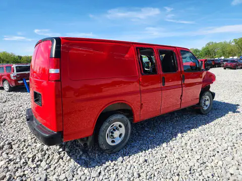 1GCWGAFP6S1147730 — 2025 Chev Express 2500, ფოტო 3, Аукцион 21.10.2026, წინა ნაწილი