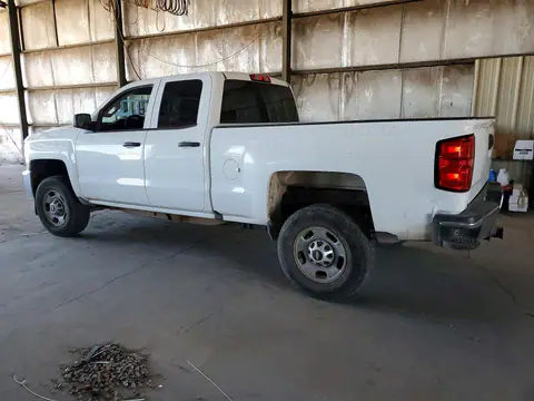 1GC2CUEG7HZ231577 — 2017 Chevrolet Silverado, foto 2 de Аукцион 19.10.2026, Pequeñas abolladuras y arañazos