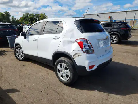 KL7CJKSB9HB210310 — 2017 Chevrolet TRAX, photo 2 from Аукцион 27.10.2026, Front end