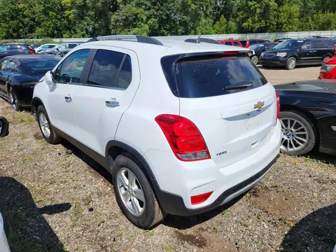 KL7CJLSB9JB559995 — 2018 Chevrolet TRAX, zdjęcie 2 z Аукцион 07.10.2026, Przód