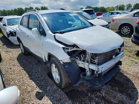 KL7CJLSB9JB559995 — 2018 Chevrolet TRAX, zdjęcie 4 z Аукцион 07.10.2026, Przód
