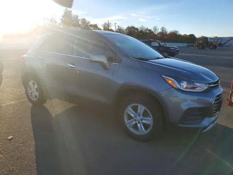 KL7CJLSB4KB866282 — 2019 Chevrolet TRAX, zdjęcie 4 z Аукцион 23.10.2026, Bok
