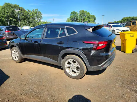 KL77LFE2XRC196623 — 2024 Chevrolet TRAX, zdjęcie 2 z Аукцион 22.10.2026, Przód