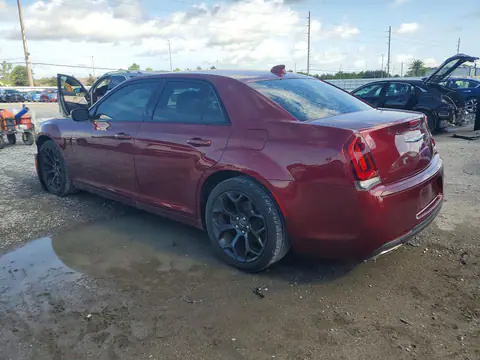 2C3CCABG3KH693945 — 2019 Chrysler 300, foto 2 de Аукцион 23.10.2026, Parte delantera