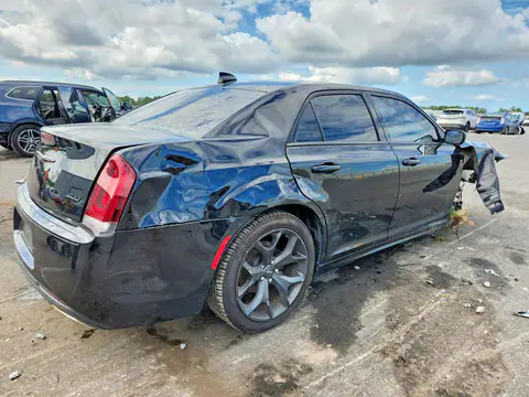 2C3CCAAG5LH230076 — 2020 Chrysler 300, фото 3 с аукциона Аукцион 28.10.2026, ПЕРЕДНЯЯ ЧАСТЬ
