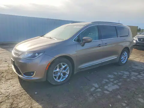 2C4RC1BG7HR704700 — 2017 Chrysler Pacifica, Задня частина (Rear End), фото до ремонту