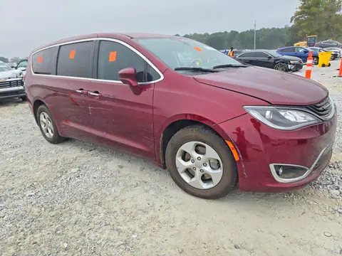 2C4RC1H71JR236606 — 2018 Chrysler Pacifica, фото 4 з Аукцион 07.10.2026, Бокова частина