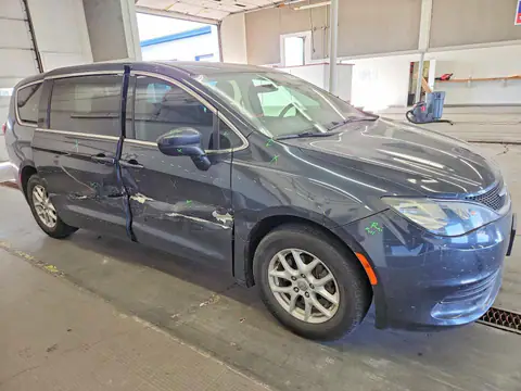 2C4RC1CG1KR698320 — 2019 Chrysler Pacifica, photo 4 from Аукцион 23.10.2026, Side