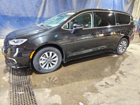 2C4RC1L78PR632371 — 2023 Chrysler Pacifica, გვერდითი ნაწილი (Side), ფოტოები შეკეთებამდე