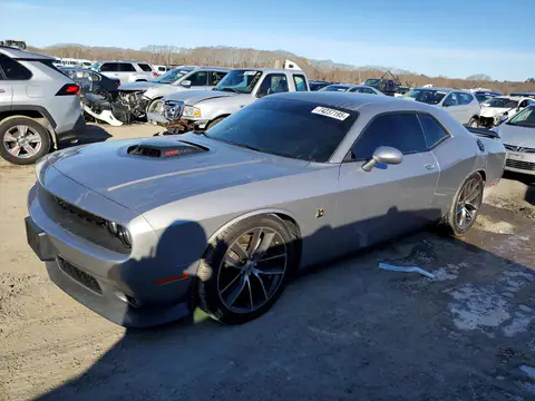 2C3CDZFJ9JH143357 — 2018 Dodge Challenger, Tył (Rear End), zdjęć przed naprawą