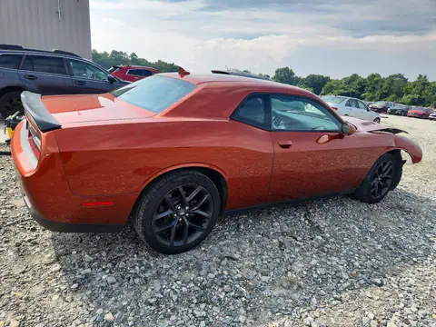 2C3CDZAG2LH214932 — 2020 Dodge Challenger, zdjęcie 3 z Аукцион 22.10.2026, Przód