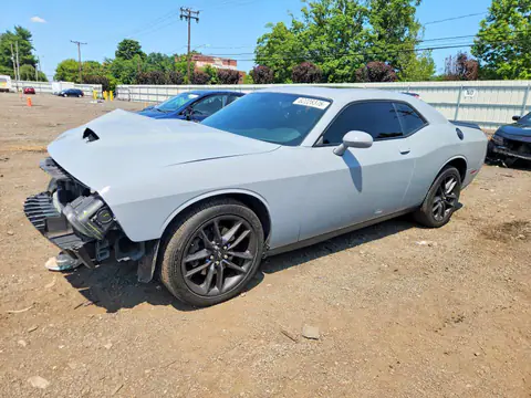 2C3CDZKG3MH501213 — 2021 Dodge Challenger, წინა ნაწილი (Front End), ფოტოები შეკეთებამდე