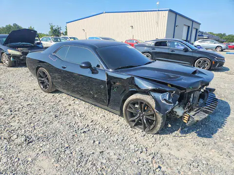 2C3CDZBT0MH567490 — 2021 Dodge Challenger, zdjęcie 4 z Аукцион 22.10.2026, Przód