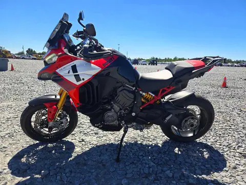 ZDMAALVW6NB013397 — 2022 Ducati Multistrada, foto 3 de Аукцион 16.10.2026, Pequeñas abolladuras y arañazos