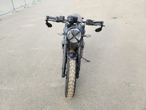 ZDMKAT3M8SB008459 — 2025 Ducati Scrambler, фото 2 с аукциона Аукцион 22.10.2026, БОКОВАЯ ЧАСТЬ