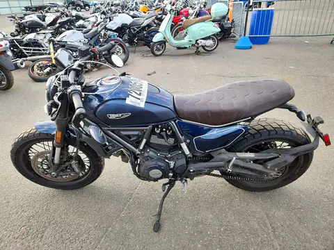 ZDMKAT3M8SB008459 — 2025 Ducati Scrambler, фото 3 с аукциона Аукцион 22.10.2026, БОКОВАЯ ЧАСТЬ