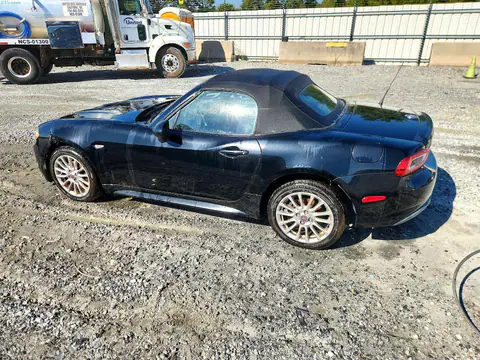 JC1NFAEK4H0102155 — 2017 Fiat 124 Spider, ფოტო 2, Аукцион 28.10.2026, წინა ნაწილი