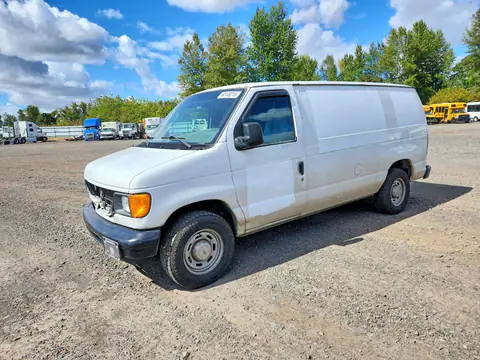 1FTRE14W45HA58926 — 2005 Ford E150, Front end (Front End), before-repair photos