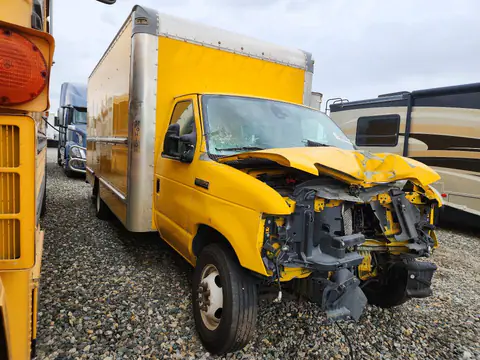 1FDWE3FN3NDC11866 — 2022 Ford Econoline, фото 4 с аукциона Аукцион 21.10.2026, ПЕРЕДНЯЯ ЧАСТЬ