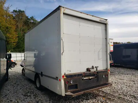 1FDWE3FNXNDC14196 — 2022 Ford Econoline, фото 2 з Аукцион 28.10.2026, Передня частина