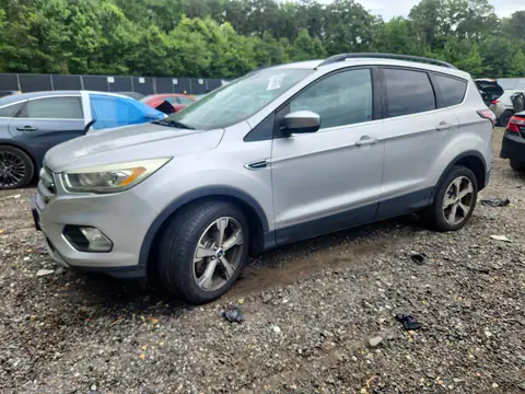 1FMCU9GD1HUC16678 — 2017 Ford Escape, Uszkodzenia mechaniczne (Mechanical), zdjęć przed naprawą