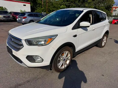 1FMCU9GD8HUC04625 — 2017 Ford Escape, фото 2 з Аукцион 21.10.2026, Механічні пошкодження
