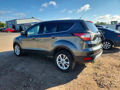 1FMCU9GD3HUA01903 — 2017 Ford Escape, фото 2 з Аукцион 21.10.2026, Механічні пошкодження