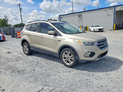 1FMCU9GD1HUC57702 — 2017 Ford Escape, zdjęcie 4 z Аукцион 26.10.2026, Drobne wgniecenia i rysy
