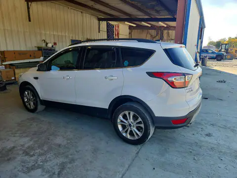 1FMCU0GD0HUB48708 — 2017 Ford Escape, ფოტო 2, Аукцион 07.10.2026, მექანიკური დაზიანება