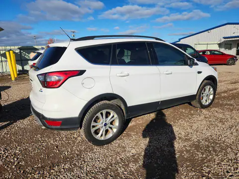 1FMCU9GD7JUB85717 — 2018 Ford Escape, photo 3 from Аукцион 26.10.2026, Mechanical damage