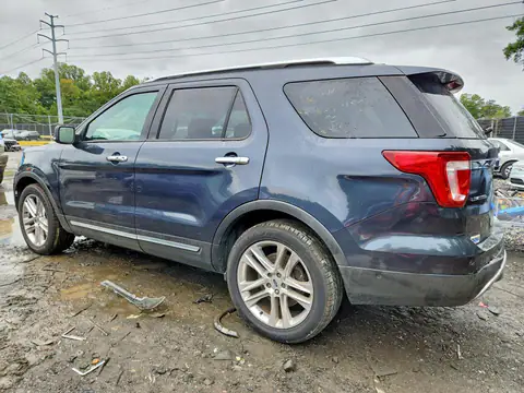 1FM5K8F89HGC98736 — 2017 Ford Explorer, foto 2 de Аукцион 23.10.2026, Lateral
