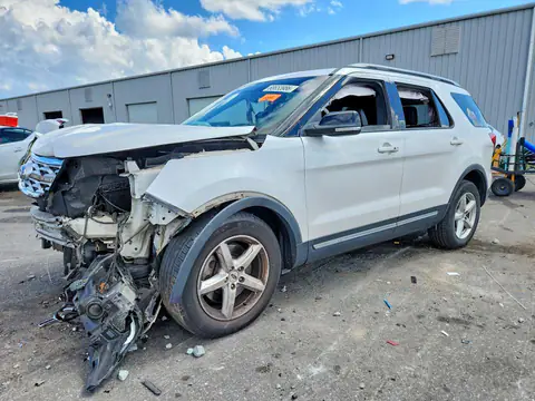 1FM5K7D89JGC63732 — 2018 Ford Explorer, წინა ნაწილი (Front End), ფოტოები შეკეთებამდე