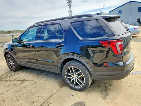 1FM5K8GT9JGA75900 — 2018 Ford Explorer, zdjęcie 2 z Аукцион 26.10.2026, Bok