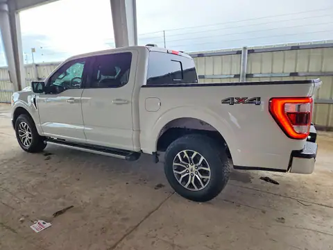 1FTEW1EP4MFC37156 — 2021 Ford F150, foto 2 de Аукцион 21.10.2026, Pequeñas abolladuras y arañazos