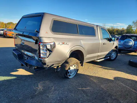 1FTMF1EB2NKD16348 — 2022 Ford F150, zdjęcie 3 z Аукцион 27.10.2026, Tył